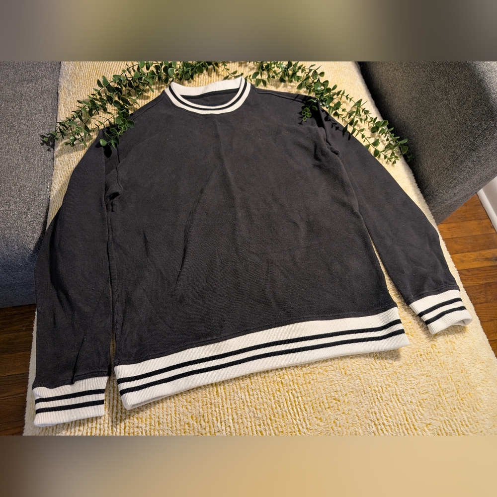Edgar + Ash Men's Size Small Black Sweater with White Stripe Detail Sweatshirt